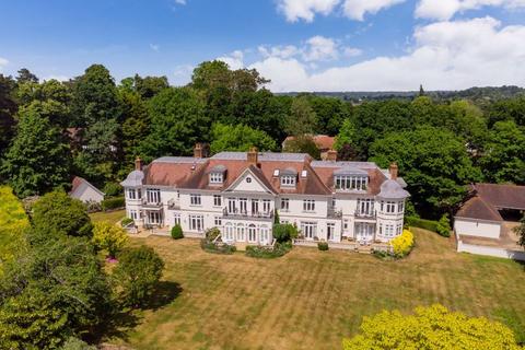 3 bedroom apartment for sale, Priory Road, Sunningdale SL5