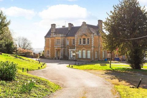 Hospitality for sale, Wyck Hl Stow On The Wold GL54 1HY