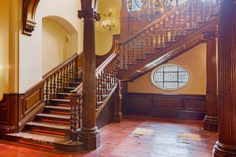 Hospitality for sale, Wyck Hl Stow On The Wold GL54 1HY