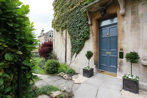 Hospitality for sale, 14 Pulteney Rd Bath BA2 4HA