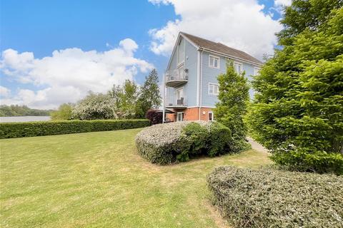 2 bedroom apartment for sale, The Lakes, Larkfield, Kent