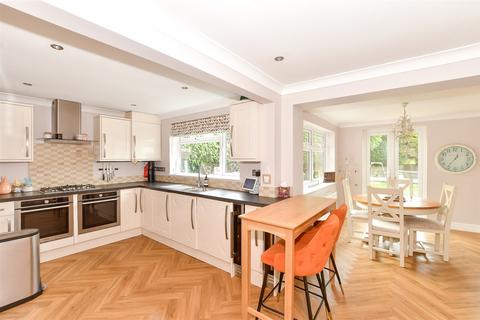 4 bedroom detached house for sale, Barnfield, Crowborough, East Sussex