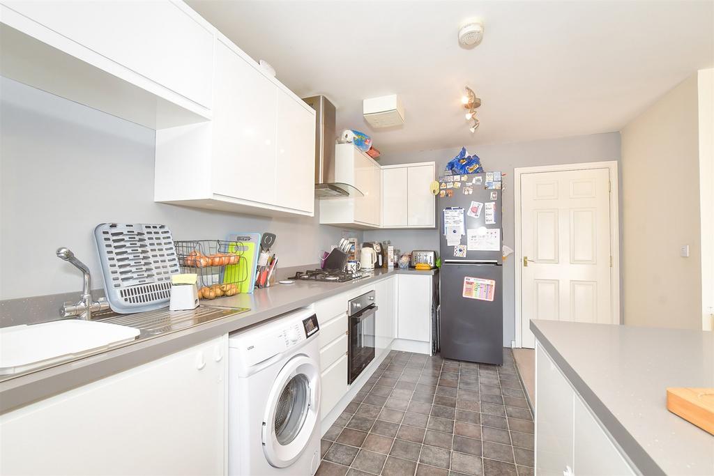 Lounge/ Kitchen