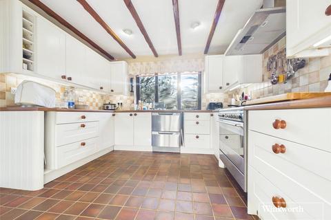 5 bedroom detached house for sale, Webbs Lane, Beenham, Reading, Berkshire, RG7