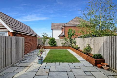 4 Stanley Field, Tyldesley, Manchester, M29 8SP