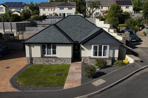 18 Lower Broad Park, West Down, Ilfracombe, EX34 8FQ