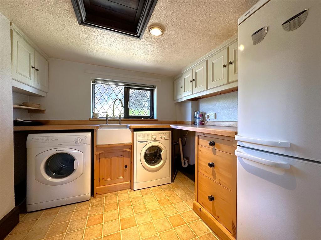Utility Room 446