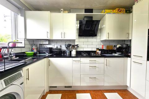3 bedroom end of terrace house for sale, Peake Avenue, Kirby Cross, Frinton-on-Sea