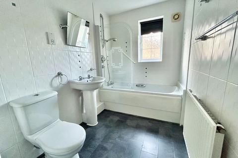 undefined, Main Street, Wilsden, Bradford, BD15