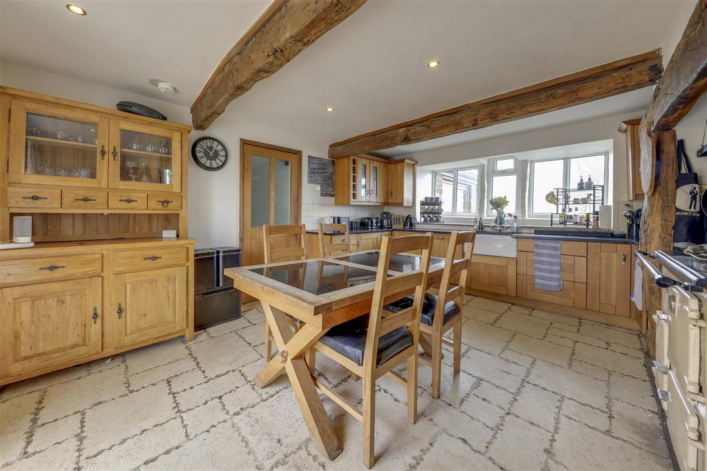 Kitchen / Dining Alt 2