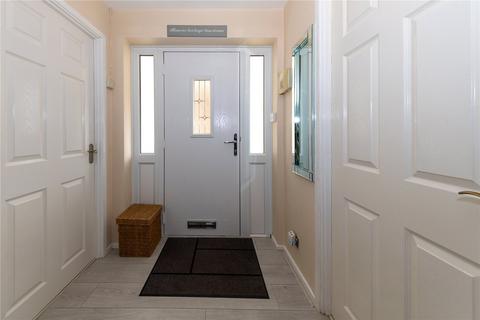 8 Horsham Close, Luton, LU2 8JH