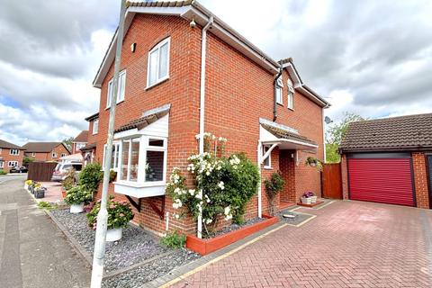 4 bedroom detached house for sale, St. Matthews Close, Worcestershire WR11
