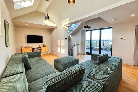 4 bedroom semi-detached house for sale, Wellington Parade, Deal CT14
