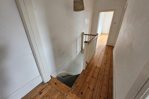 3 bedroom semi-detached house for sale, Kenrick Road, Nottinghamshire NG3