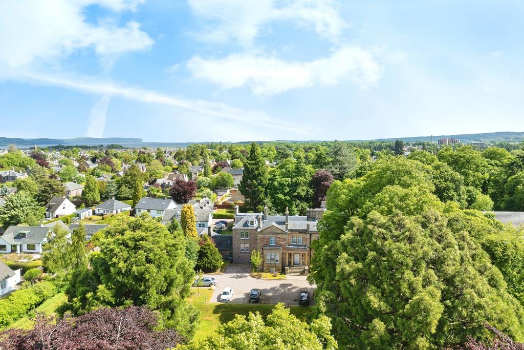 Garden & Location