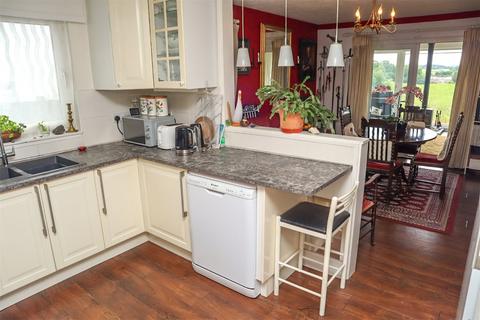 21 Weavers Walk, ML11 9AW