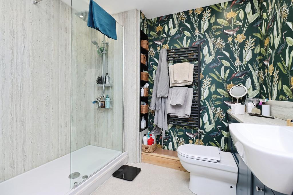 Ensuite 2