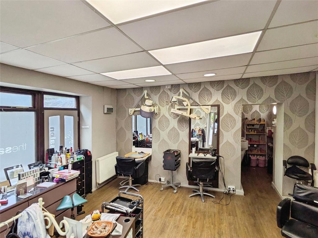 Salon