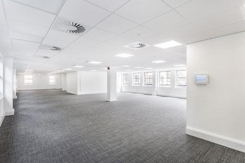 Office to rent, Mill Ln Godalming GU7 1EY