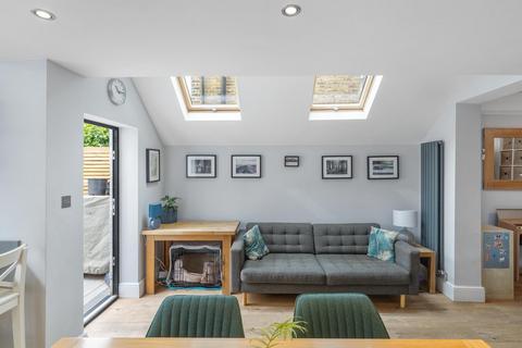 38 Grosvenor Road, Brentford, TW8 0NW