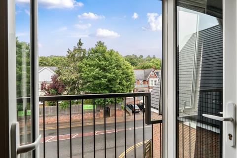 1 bedroom flat for sale, High Wycombe,  West Wycombe,  Buckinghamshire,  HP12