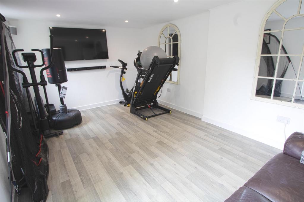 GYM.jpg