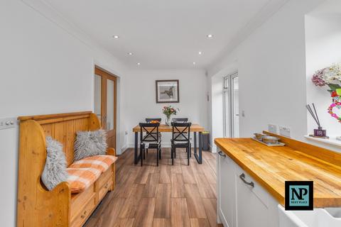 23 Hampton Close, Tamworth, B79 8TX