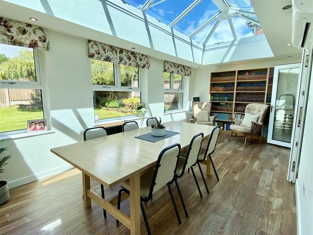 2 Eldon Drive-6.jpg
