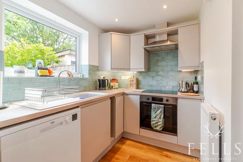 13 Cook Close, Ringwood, BH24 1XS