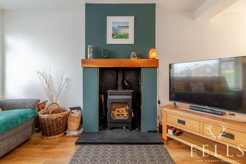 13 Cook Close, Ringwood, BH24 1XS