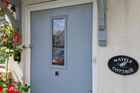 16 Garnstone Drive, Weobley, Hereford, HR4 8TH
