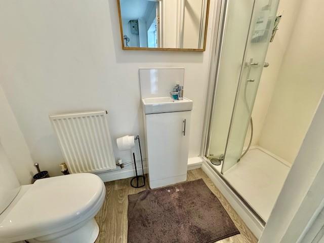 Ground floor Cloakroom/Shower Room