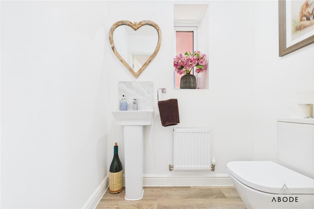 CAM02696 G0-PR0620-STILL011.jpg