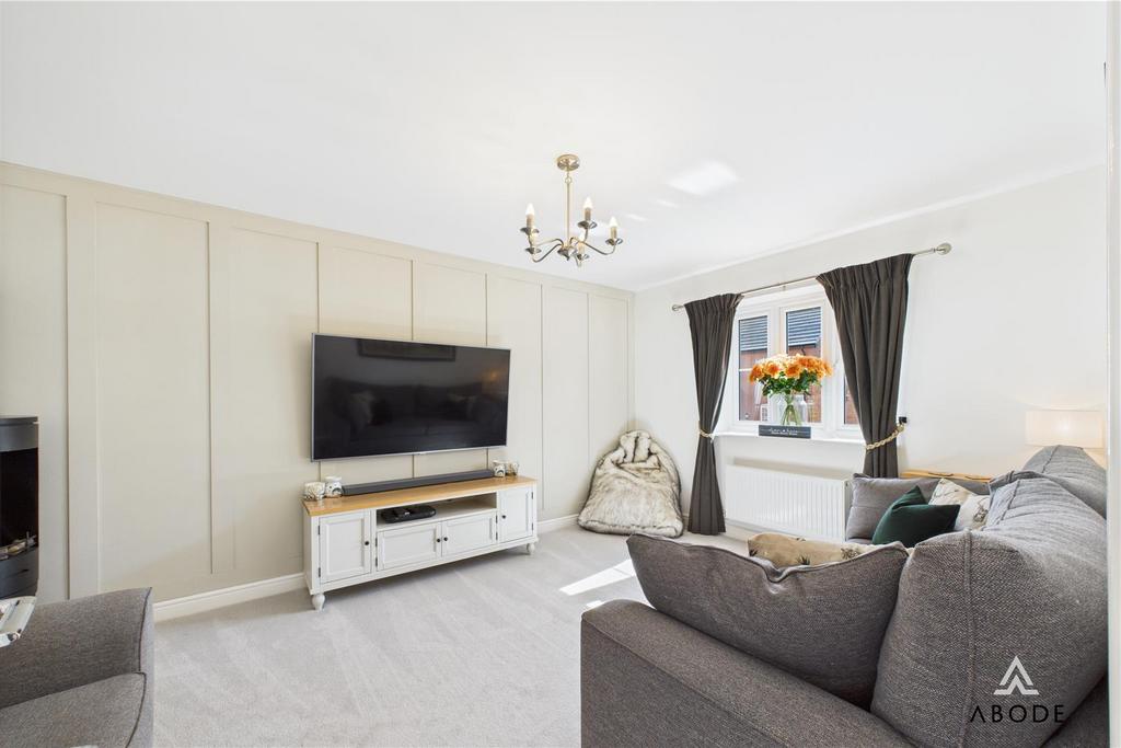 CAM02696 G0-PR0620-STILL032.jpg