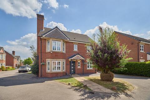 4 bedroom detached house for sale, Valiant Close, Burbage, Hinckley
