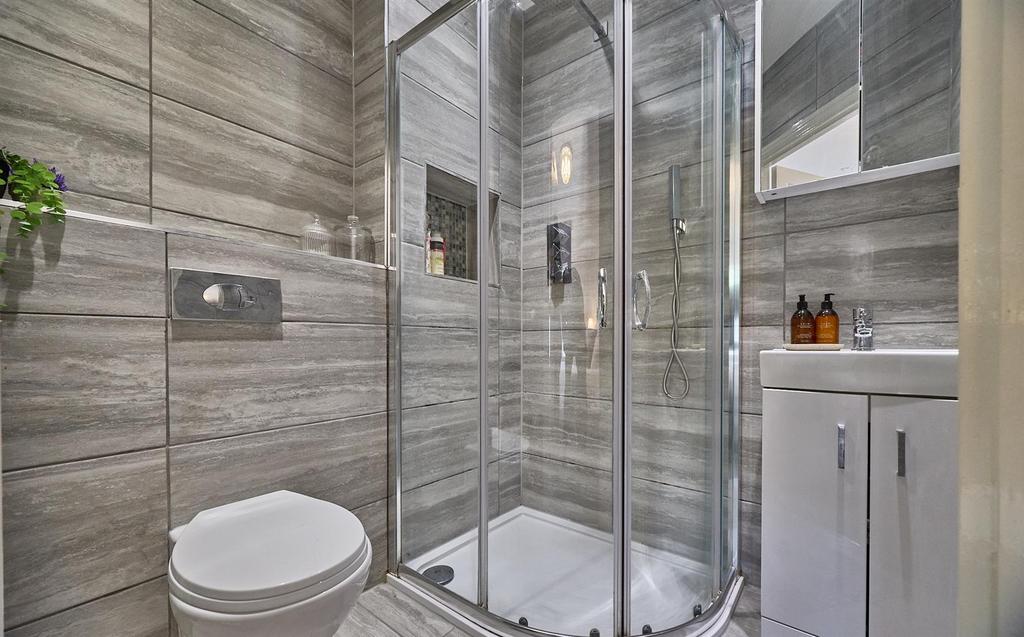 En-Suite for Bedroom One