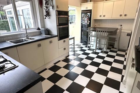 undefined, Oakdene Close, Baglan, Port Talbot, Neath Port Talbot.
