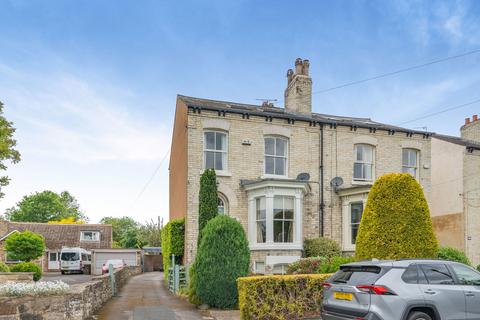 Little Orchard Clifford Road, Boston Spa, Wetherby, LS23 6BZ