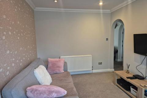18 Bede Drive, Charlton, Andover, SP10 4EQ