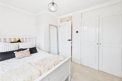 19 Alberta Walk, Worthing, BN13 2SG