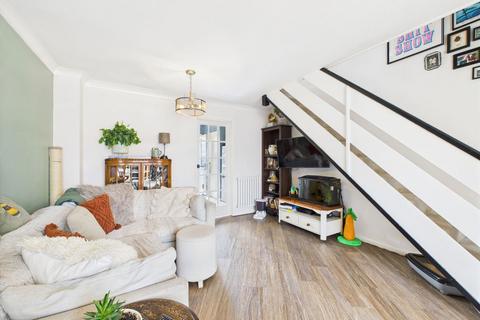 19 Alberta Walk, Worthing, BN13 2SG