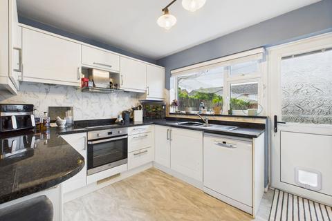 19 Alberta Walk, Worthing, BN13 2SG