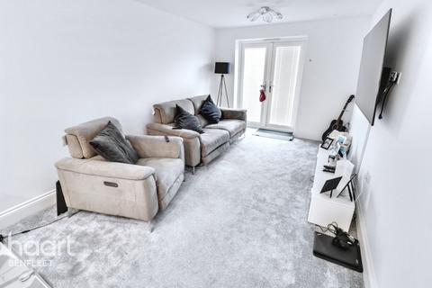 1 bedroom flat for sale, Halle Mews, Benfleet