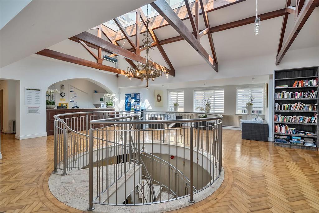 Swimming Pool & Gymnasium Reception