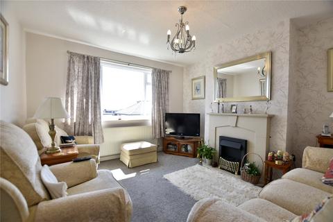 10 Bedford Avenue, Shaw, Oldham, OL2 7DW