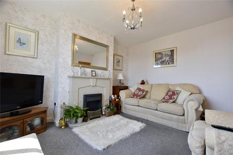 10 Bedford Avenue, Shaw, Oldham, OL2 7DW