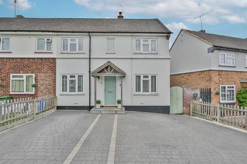 51 Cornwall Road, Pilgrims Hatch, Brentwood, CM15 9LU