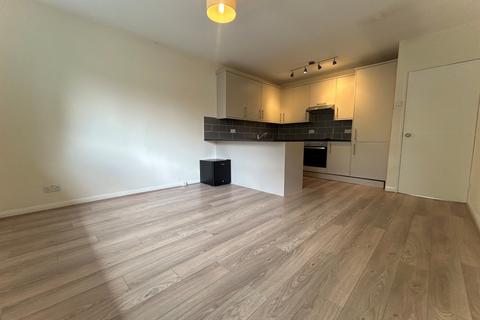 undefined, Egmont Road, Sutton SM2