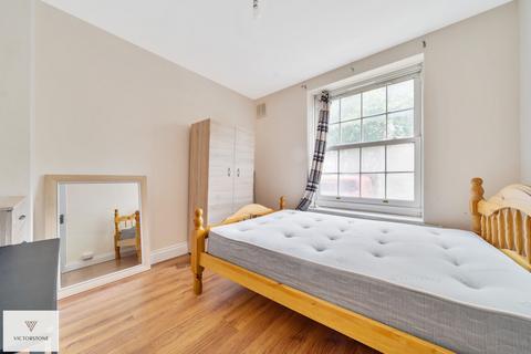 4 bedroom apartment to rent, Barton House, Bow Road, London, E3
