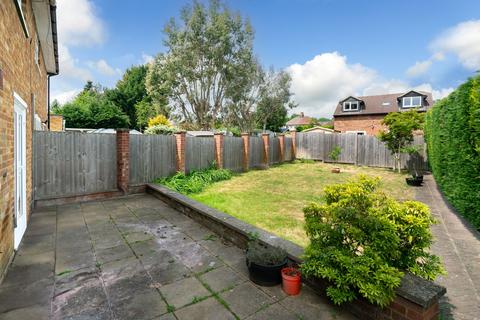 3 bedroom semi-detached house for sale, Cowper Road, Markyate, AL3